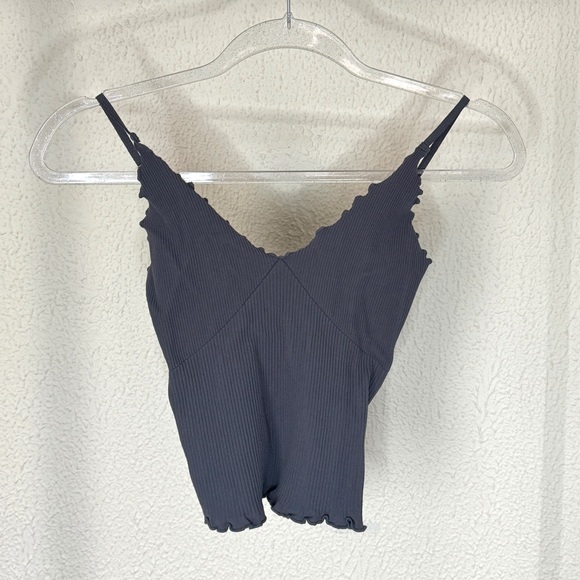 Free People ‘Intimately’ navy cropped cami top - Picture 1 of 2